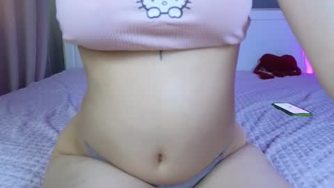 Snapshot of avgustina_love chatting on February 25, 2026, 10:03 am avgustina_love online show from February 25, 2026, 10:03 am