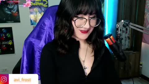 Snapshot of avi_frost chatting on December 5, 2024, 11:16 am Saraaaa independent model 3 online show from December 5, 2024, 11:16 am