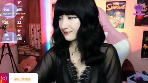 Snapshot of avi_frost chatting on February 14, 2025, 7:28 am Saraaaa independent model 3 online show from February 14, 2025, 7:28 am
