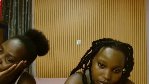 Snapshot of avian_talya chatting on November 30, 2025, 5:06 pm Avian online show from November 30, 2025, 5:06 pm