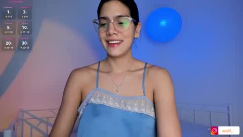 Snapshot of avis12_ chatting on September 24, 2025, 4:49 am Follow me Pvt and c2c is on online show from September 24, 2025, 4:49 am