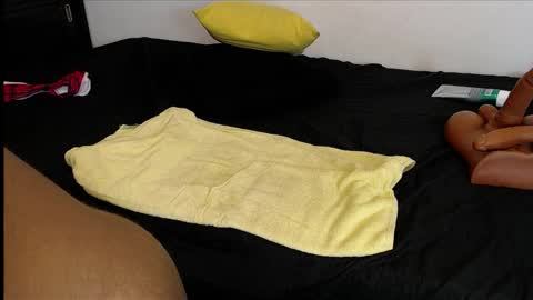 AVIS  online show from October 15, 2025, 7:52 am