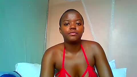 Snapshot of avril254 chatting on February 12, 2025, 6:19 am avril254 online show from February 12, 2025, 6:19 am