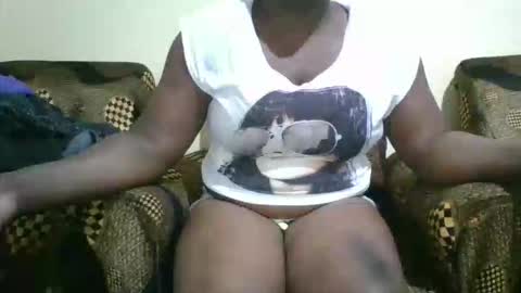 Snapshot of avril254 chatting on October 12, 2025, 3:22 pm avril254 online show from October 12, 2025, 3:22 pm