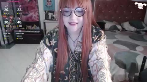 Snapshot of avril2809 chatting on October 15, 2025, 2:22 am Abril online show from October 15, 2025, 2:22 am