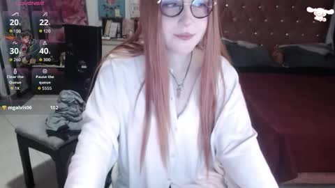 Snapshot of avril2809 chatting on November 23, 2025, 3:06 am Abril online show from November 23, 2025, 3:06 am