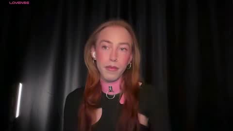 Snapshot of avril_pearly_ chatting on June 18, 2026, 11:14 am avril_pearly_ online show from June 18, 2026, 11:14 am
