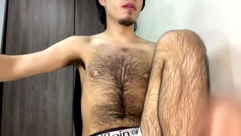 AndrewXxl independent online show from September 13, 2025, 12:21 am