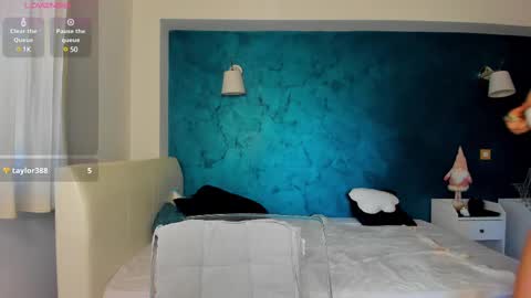 Jolie online show from March 8, 2025, 8:33 am