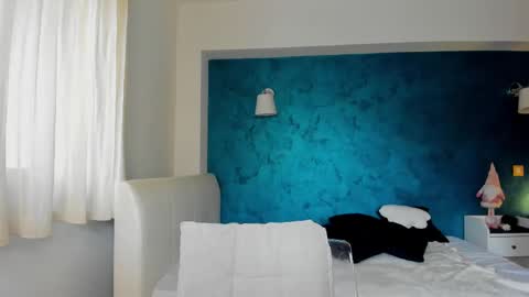 Jolie online show from March 12, 2025, 9:44 am