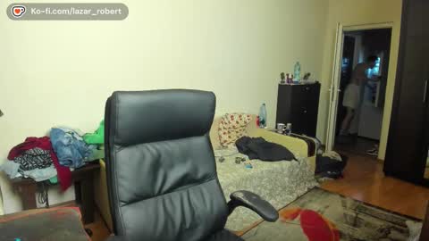 Snapshot of awesome_justin chatting on November 2, 2025, 9:17 pm Justin online show from November 2, 2025, 9:17 pm