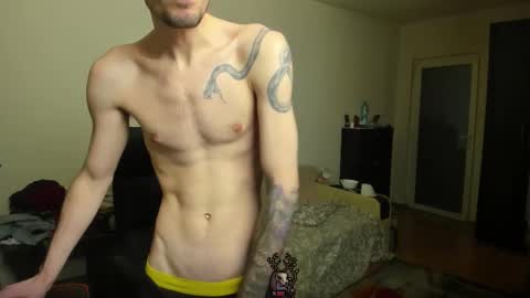 Snapshot of awesome_justin chatting on November 14, 2025, 12:09 am Justin online show from November 14, 2025, 12:09 am