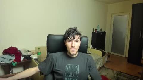 Snapshot of awesome_justin chatting on November 18, 2025, 6:07 am Justin online show from November 18, 2025, 6:07 am