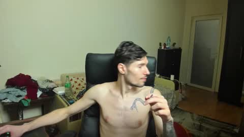 Snapshot of awesome_justin chatting on November 18, 2025, 6:12 pm Justin online show from November 18, 2025, 6:12 pm