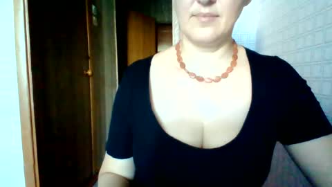 awesomeladyy online show from July 2, 2026, 7:14 am