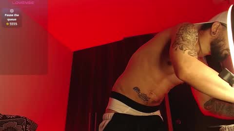 Snapshot of axel_7070 chatting on February 24, 2026, 1:42 pm Independiente Model online show from February 24, 2026, 1:42 pm