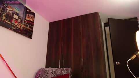 Snapshot of axel_7070 chatting on April 15, 2026, 1:18 pm Independiente Model online show from April 15, 2026, 1:18 pm