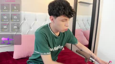 Axel Evanss online show from September 10, 2025, 1:11 pm