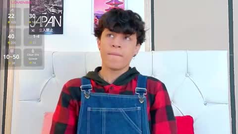 Axel Evanss online show from November 17, 2025, 12:33 pm