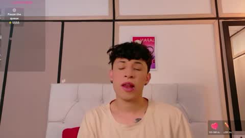 Axel Evanss online show from April 10, 2026, 12:10 pm