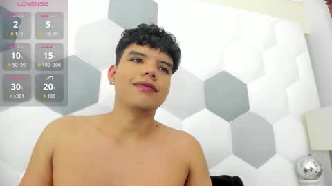 Axel Forte online show from November 25, 2025, 4:51 pm