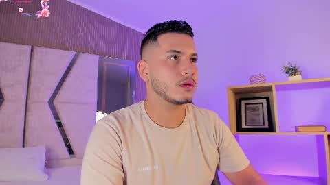 axel_grey_ online show from July 6, 2026, 1:08 pm