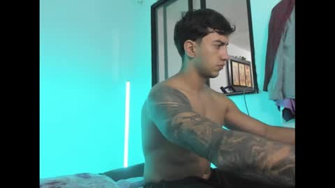 Snapshot of axel_hendrick chatting on May 13, 2026, 2:09 am axel_hendrick online show from May 13, 2026, 2:09 am