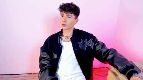 Snapshot of axel_inkshade chatting on January 16, 2026, 3:10 am Axel online show from January 16, 2026, 3:10 am