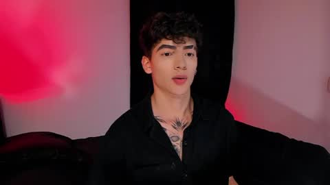 Axel online show from June 17, 2026, 12:35 am