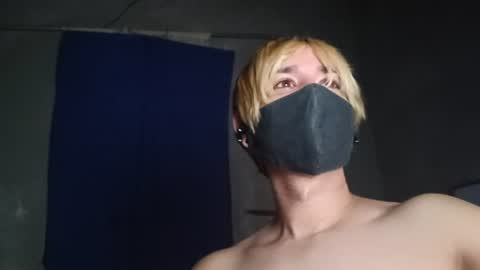 Snapshot of axel_rogue chatting on June 29, 2026, 4:19 am Axel online show from June 29, 2026, 4:19 am