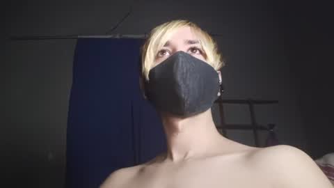 Snapshot of axel_rogue chatting on July 12, 2026, 5:31 am Axel online show from July 12, 2026, 5:31 am