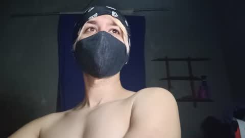 Snapshot of axel_rogue chatting on July 19, 2026, 6:50 am Axel online show from July 19, 2026, 6:50 am