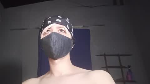 Snapshot of axel_rogue chatting on July 20, 2026, 5:11 am Axel online show from July 20, 2026, 5:11 am