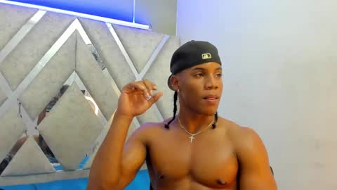Snapshot of axel_silva3 chatting on February 27, 2025, 7:04 pm AXEL SILVA online show from February 27, 2025, 7:04 pm