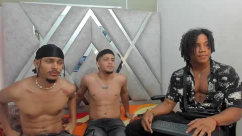 Snapshot of axel_silva3 chatting on March 8, 2025, 3:56 pm AXEL SILVA online show from March 8, 2025, 3:56 pm