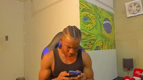 Snapshot of axel_silva3 chatting on October 8, 2025, 12:25 pm AXEL SILVA online show from October 8, 2025, 12:25 pm