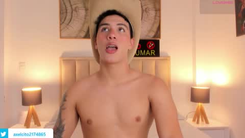 Snapshot of axel_sliim chatting on February 2, 2026, 7:18 am axel slim online show from February 2, 2026, 7:18 am