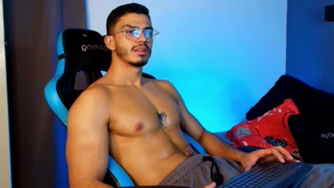 axel stein NEW ACCOUNT online show from February 14, 2025, 1:23 am