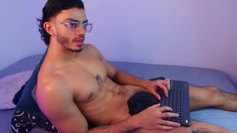 Snapshot of axel_stein03 chatting on January 10, 2026, 4:47 am axel stein NEW ACCOUNT online show from January 10, 2026, 4:47 am