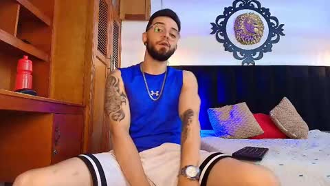     online show from September 25, 2025, 8:34 pm