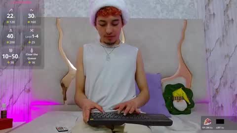 Snapshot of axel_tay1 chatting on December 20, 2025, 12:01 pm AXEL online show from December 20, 2025, 12:01 pm