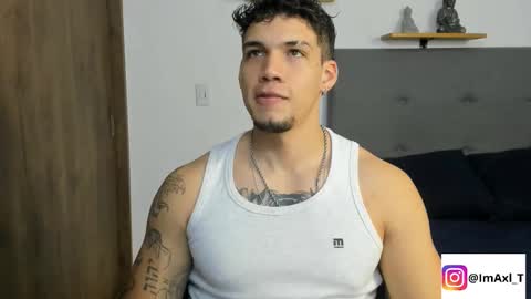 Snapshot of axel_taylor21 chatting on November 17, 2025, 10:59 pm INDEPENDENT MODEL online show from November 17, 2025, 10:59 pm