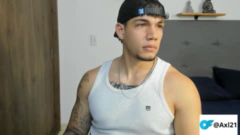Snapshot of axel_taylor21 chatting on November 18, 2025, 8:24 pm INDEPENDENT MODEL online show from November 18, 2025, 8:24 pm