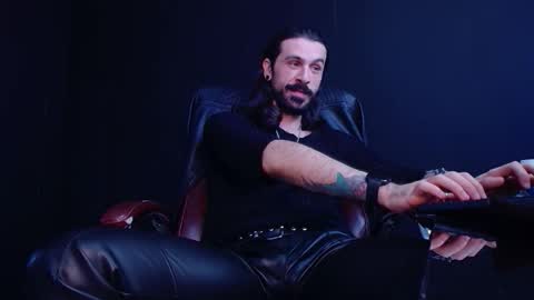 AxelColton online show from October 31, 2025, 11:33 am