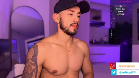 Axel King online show from May 21, 2026, 7:54 pm