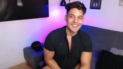 axell online show from October 30, 2025, 10:27 am