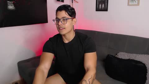 axell online show from March 20, 2026, 10:53 am