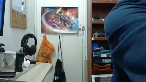Snapshot of axell_rosee chatting on May 11, 2026, 5:54 pm Axel Rose online show from May 11, 2026, 5:54 pm