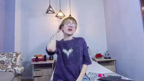 axell_stone online show from June 21, 2026, 2:03 am