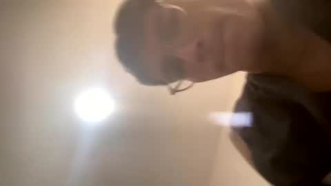 Snapshot of axellatino_ chatting on January 20, 2025, 6:43 pm Axel online show from January 20, 2025, 6:43 pm